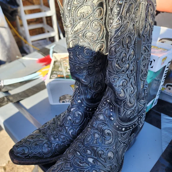 Lucchese Tan and Dark Brown Leather Western Boot Interior - Picture 9 of 9